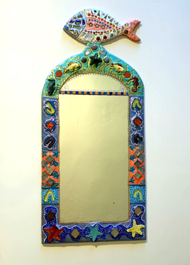 Design intitulée "miroir mural "poiss…" par Odile Maffone, Œuvre d'art originale, Mosaïque Monté sur Panneau de bois