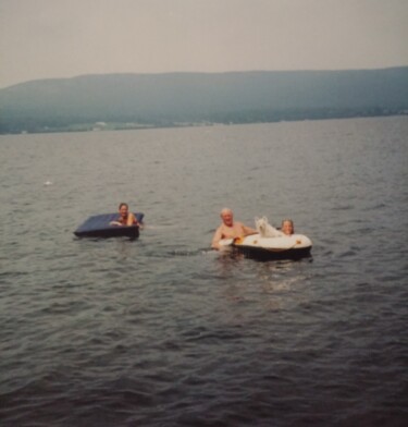 Photographie intitulée "On s'amuse au lac C…" par Odilon Talbot, Œuvre d'art originale, Photographie numérique