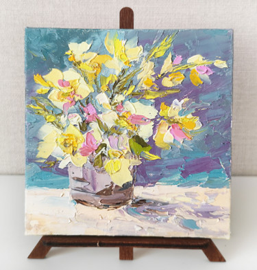 Flowers in vase. Daffodils still life. Small floral oil art Картина под названием "Flowers in vase. Da…" - Olga Grigorevykh, Подлинное произведение искусства, Масло