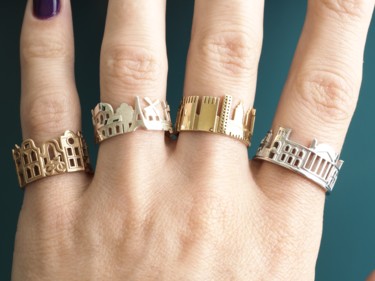 Design intitolato "Cityscape Rings" da Ola Shekhtman, Opera d'arte originale, Gioielli