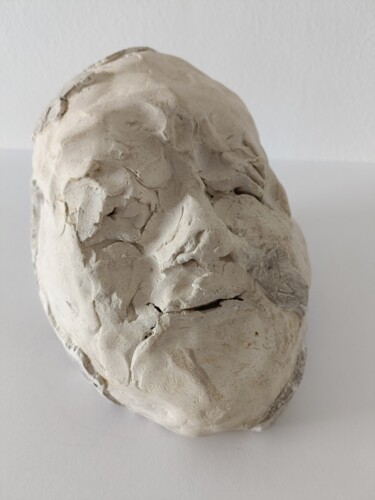 Sculpture titled "Jawdat" by Olatz Intxausti, Original Artwork, Clay