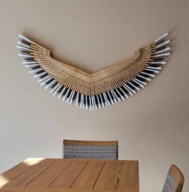 雕塑 标题为“American Eagle Wing…” 由Oleg Degtyarenko, 原创艺术品, 饰品 安装在木板上