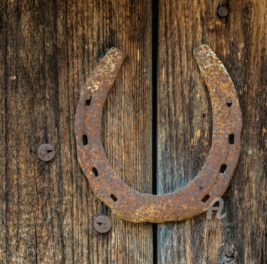 Photography titled "horseshoe for good…" by Oleg Marchak, Original Artwork, Digital Photography