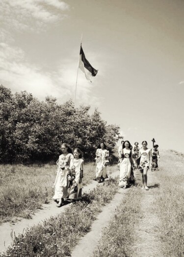 Fotografia intitolato "Daughters of sacred…" da Olena Kovalenko, Opera d'arte originale, Fotografia digitale