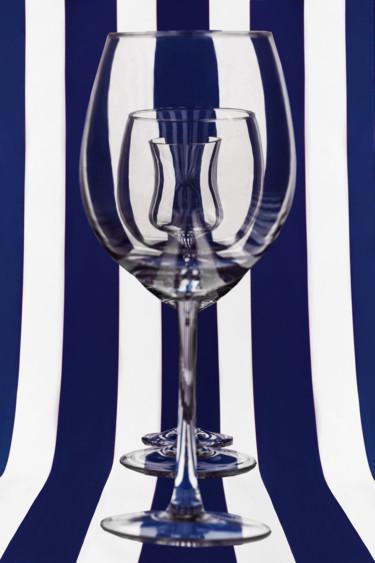 Фотография под названием "Wine glasses" - Letis, Подлинное произведение искусства, Цифровая фотография
