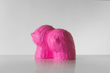 「chewing gum pink sc…」というタイトルの彫刻 Olga Chertovaによって, オリジナルのアートワーク, 紙の張り子