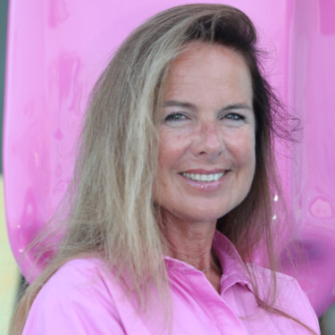 Laurence JENK : mon esprit curieux m'a conduite à expérimenter au-delà des conventions