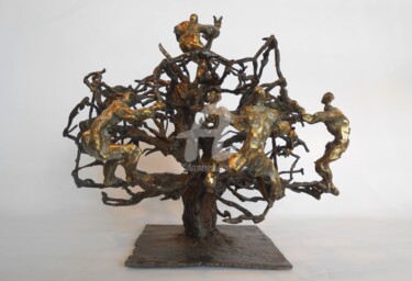 Sculpture titled "Arbre aux hommes" by Olivier Lecourtois, Original Artwork, Metals