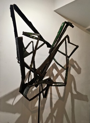Skulptur mit dem Titel "Instinct" von Olivier, Original-Kunstwerk, Metalle