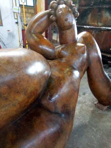 Sculpture titled "la dordogne  2.75 m" by Olivier Martin, Original Artwork, Bronze