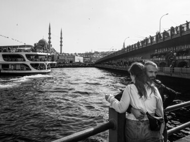 Fotografia intitulada "Love in Bosphorus" por Ömer Erdoğan, Obras de arte originais, Fotografia digital