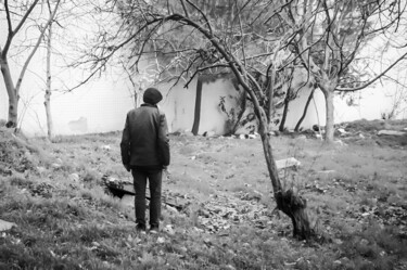 摄影 标题为“Man And Tree” 由Ömer Erdoğan, 原创艺术品, 数码摄影