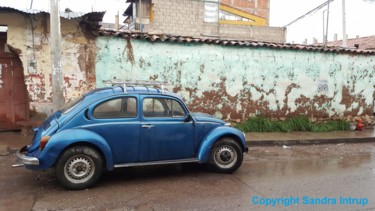 Fotografie mit dem Titel "BLUE DAY CAR - Peru…" von Omsurya Sandra Inti Ruphay, Original-Kunstwerk