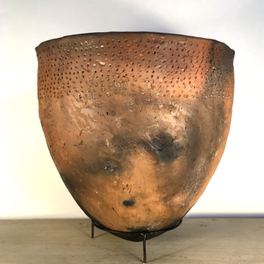 Design titled "pot de "narva"" by Ona Volungeviciute, Original Artwork, Ceramics