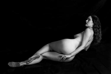 Photographie intitulée "Linee femminili" par Oniraz Photo, Œuvre d'art originale, Photographie numérique