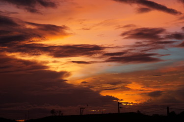 Photographie intitulée "Sunset" par Opelmendoza, Œuvre d'art originale, Photographie numérique