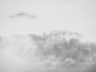 Fotografía titulada "Foggy day." por Alain Brasseur, Obra de arte original