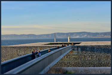 Fotografia intitolato "La passerelle du Mu…" da Alain Brasseur, Opera d'arte originale