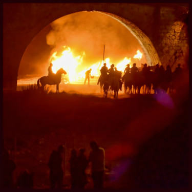 Fotografia intitolato "Le toro de fuego 4" da Alain Brasseur, Opera d'arte originale
