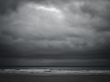 Photography titled "Sombre rivage." by Alain Brasseur, Original Artwork