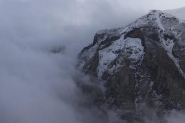 Фотография под названием "Snow mountain" - Orhan Güldeste, Подлинное произведение искусства, Не манипулируемая фотография