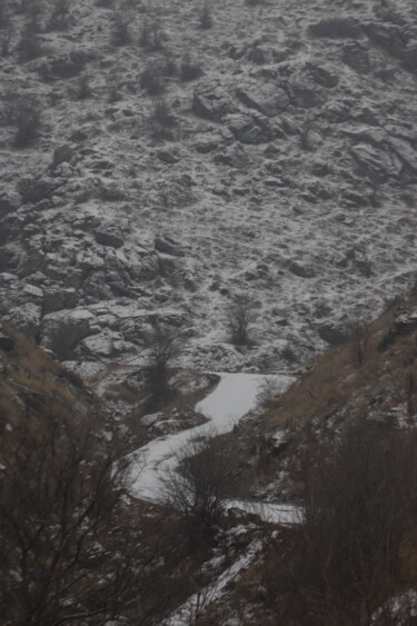 Photography titled "snow road" by Orhan Güldeste, Original Artwork, Non Manipulated Photography