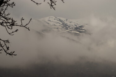 Fotografia intitulada "mountainn" por Orhan Güldeste, Obras de arte originais, Fotografia Não Manipulada