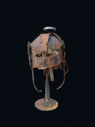 Sculpture titled "Casque légion romai…" by Olivier Clop, Original Artwork, Metals