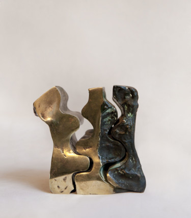 Sculpture titled "TRIADE" by Osa Scherdin, Original Artwork