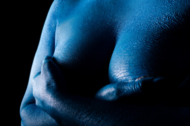 Photographie intitulée "Blue 3" par Ovidiu Adrian Bujor, Œuvre d'art originale, Photographie numérique