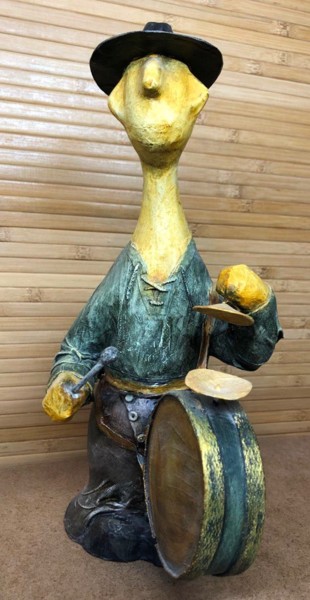 Sculpture titled "Гиви барабан" by Aleksandr Shved, Original Artwork, Paper maché