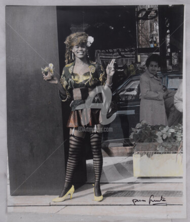 Fotografia intitolato "Prostituta en París…" da Paco Fuente, Opera d'arte originale, fotografia a pellicola
