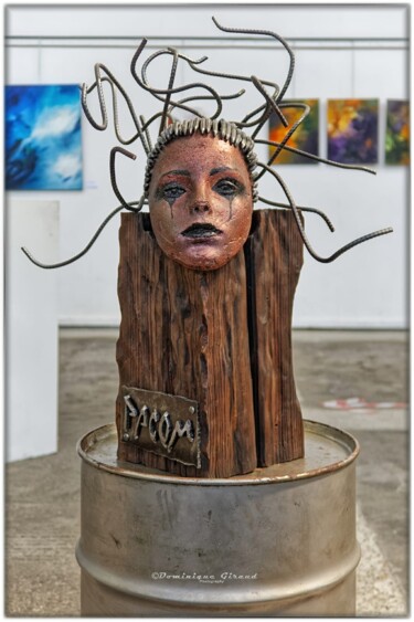 Sculpture intitulée "Medusa" par Pacom, Œuvre d'art originale, Béton
