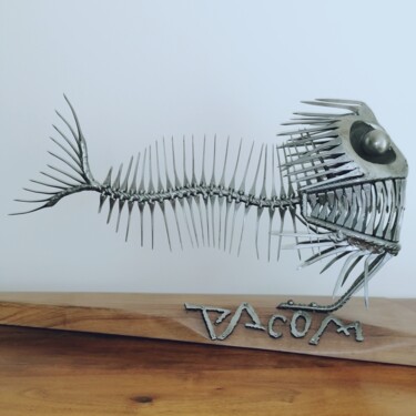 Escultura titulada "Piranha" por Pacom, Obra de arte original, Metales