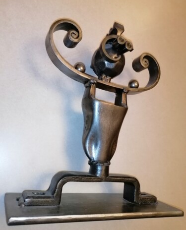 Rzeźba zatytułowany „Costaud” autorstwa Pacom, Oryginalna praca, Metale