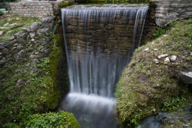 Fotografia intitolato "waterfall" da Massimiliano Monti, Opera d'arte originale, Fotografia digitale
