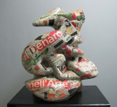 Sculpture titled "Il business" by Paolo Camporese, Original Artwork, Terra cotta