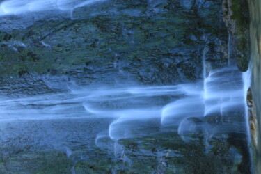 Fotografia intitolato "waterfall 11" da Paris, Opera d'arte originale, Fotografia non manipolata