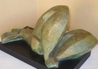 Escultura intitulada "Dormindo (cimento)" por Aníbal Ruivo, Obras de arte originais