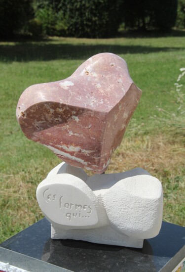 Скульптура под названием "23 073 Ces formes q…" - Pascal Cavalli, Подлинное произведение искусства, Камень