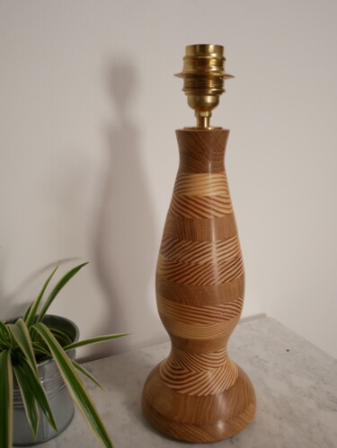 Design intitulée "Pied de lampe en ch…" par Pascal Lamy (A l'atelier du bois), Œuvre d'art originale, Luminaire