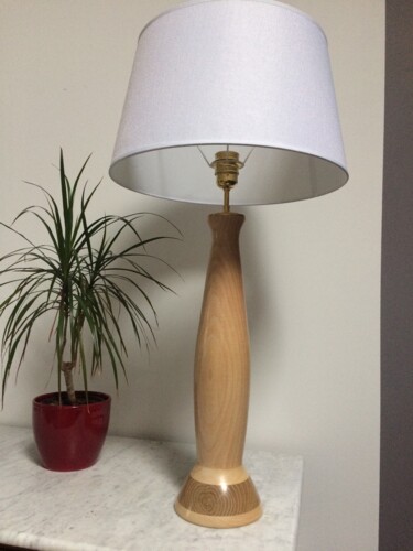 Design intitulée "Pied de lampe n°12" par Pascal Lamy (A l'atelier du bois), Œuvre d'art originale, Accessoires