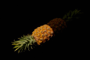 Фотография под названием "Pineapple Express" - Pasta, Подлинное произведение искусства, Цифровая фотография