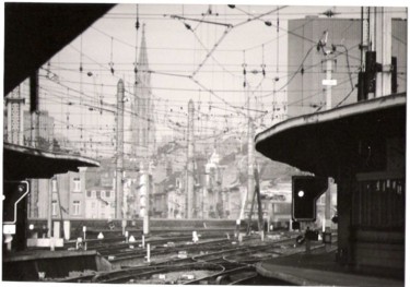 Fotografie getiteld "Brussels station" door Pato Van Hecke, Origineel Kunstwerk