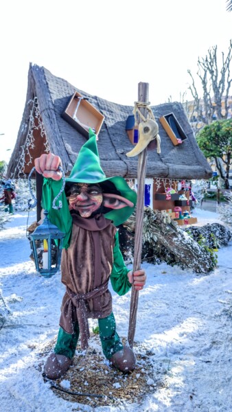 Fotografia intitolato "Le Lutin de Noël à…" da Patrice Le Gall, Opera d'arte originale, Fotografia non manipolata