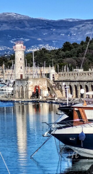 Фотография под названием "phare du Port Vauba…" - Patrice Le Gall, Подлинное произведение искусства, Не манипулируемая фотог…