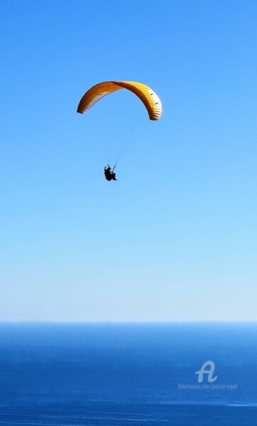 Photography titled "Le Parachute Ascens…" by Patrice Le Gall, Original Artwork, Non Manipulated Photography