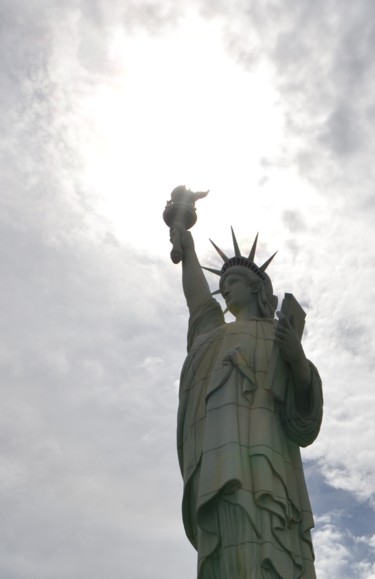 Photographie intitulée "Statue de la libert…" par Patrice Preveirault, Œuvre d'art originale
