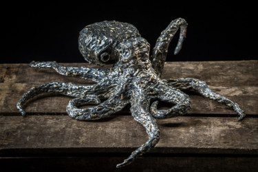 Sculpture titled "Octopus" by Bueno Patrice, Original Artwork, Metals