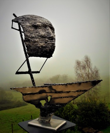 Sculpture titled "La proue" by Bueno Patrice, Original Artwork, Metals